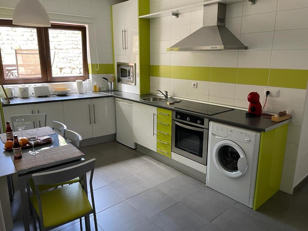 Apartamentos Los Tojos Colsa Luaran gambar