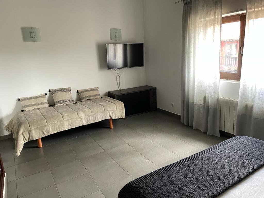 Apartamentos Los Tojos Colsa Luaran gambar